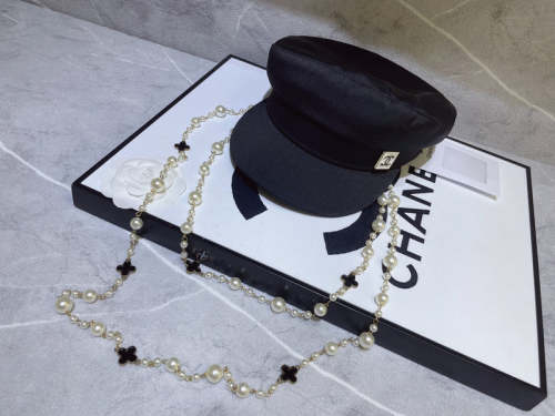 Fashion hat for women ,no box. HX25-557-558
