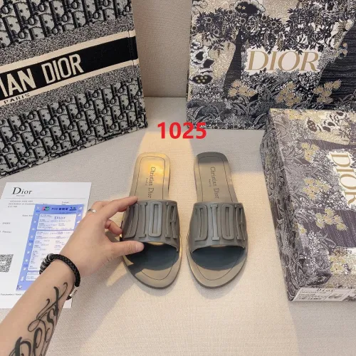Flat leather sandals slippers , size 34-42 ,with box, SS50-1025