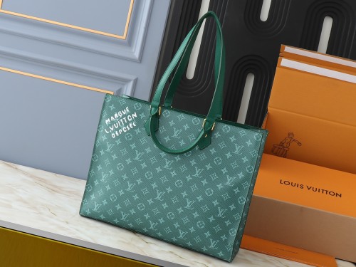 Leather bag ,5A ,size 41x33x14cm,no box,  B110-25