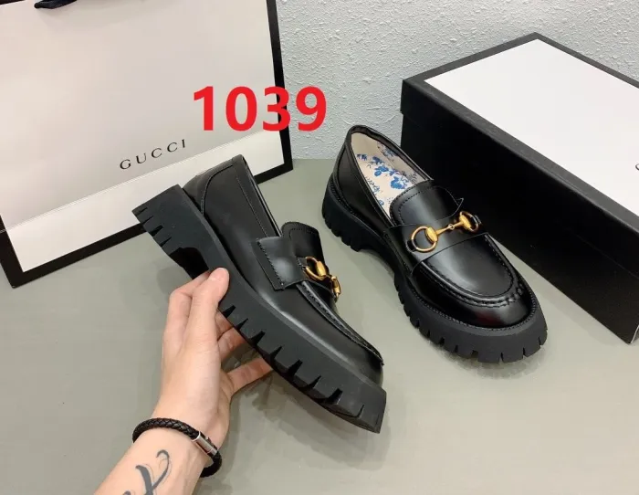 women flat shoes, size 35-39, with box , SS60-1039