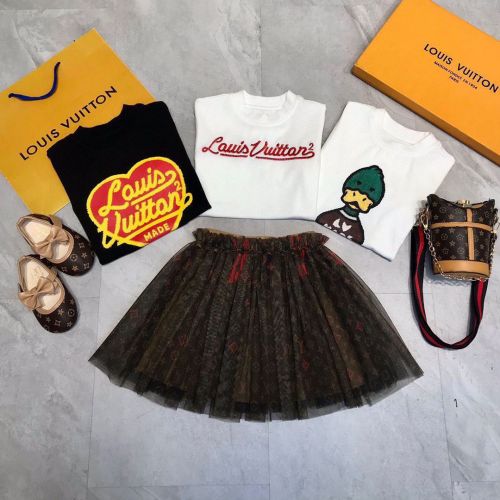 T-shirt +  skirts suit Kids set clothes, no box, CL25-880-883