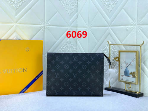 Leather bag ,5A , size 26x20x5cm ,no box,  B68-6069