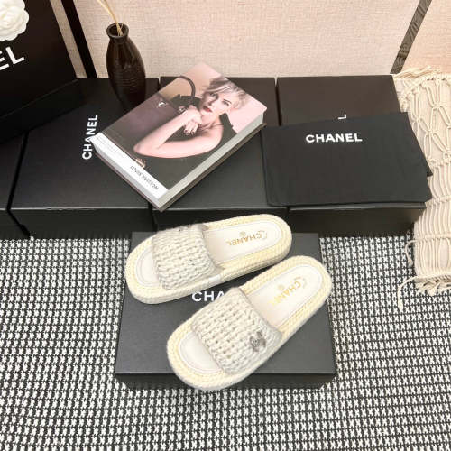 Flat leather sandals slippers , size 35-41 ,with box, SS60-1428-1429