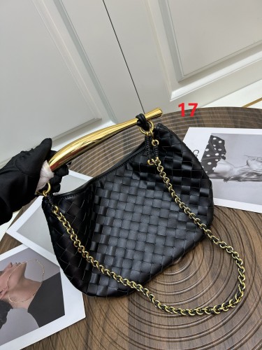 Leather bag ,5A ,size 20x33x4cm,no box,  B110-17