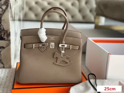 Leather bag ,5A ,size 25cm,no box,  B110-18