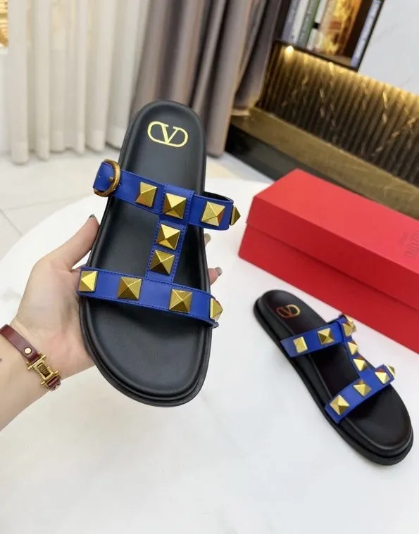 Flat leather sandals slippers , size 35-40 ,with box, SS70-1226-1231