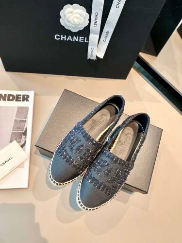 women flat ballet shoes, size 35-42,  with box, SS50-851