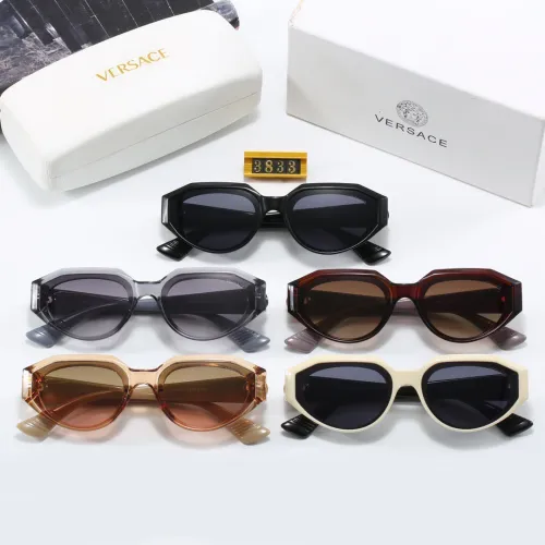 Blue light blocking sunglasses with the box and case ,G25-2638-2642