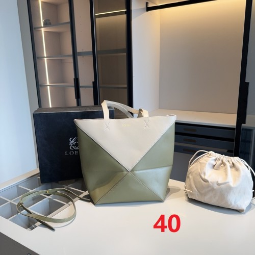 Leather bag ,4A ,size 25x30x14cm,no box,  B88-40-43