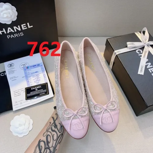 women flat ballet shoes, size 35-42,  with box, SS50-762