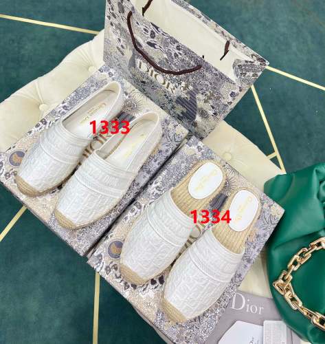 Women flat shoes ,size 35-40,with box, SS60-1333-1334