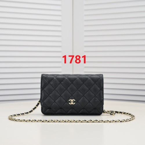 33814，Leather bag ,5A , size 19x12x5cm ,no box,  B88-1781