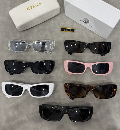 Blue light blocking sunglasses with the box and case ,G25-857-863