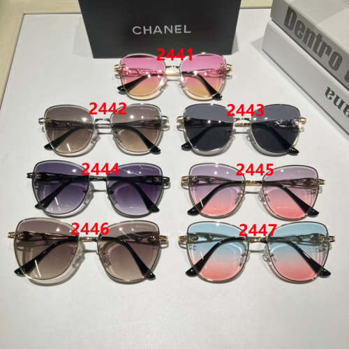 Blue light blocking sunglasses with the box and case ,G25-2441-2447