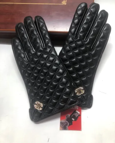 Women's fur leather gloves