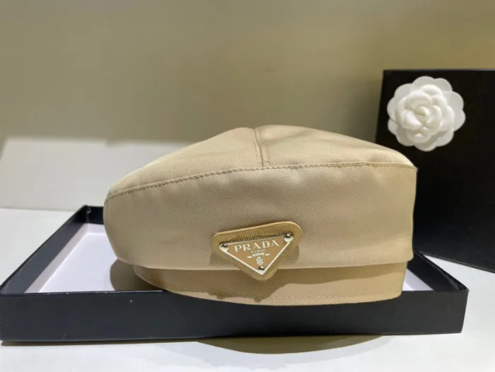 Fashion hat for women ,no box. HX25-592-594