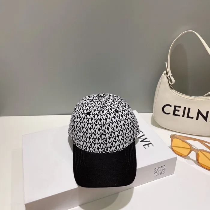 men women hat ,no box. HX25-468-470