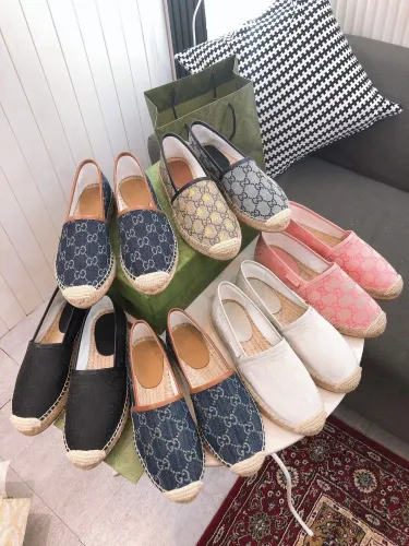 women flat shoes, size 35-41, with box ,  SS60-611-616