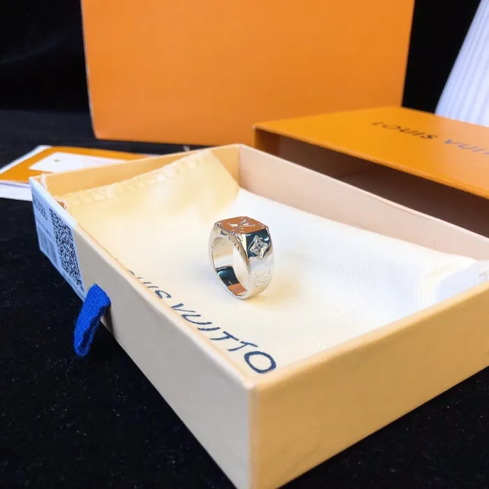 ring jewelry ,with box, J20-481