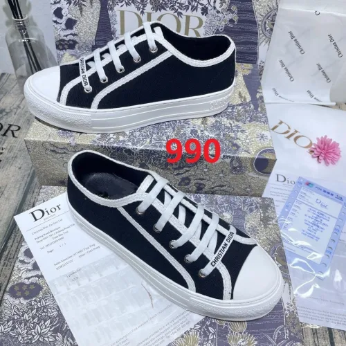 Women flat shoes, size 35-42, with box , SS70-990-993