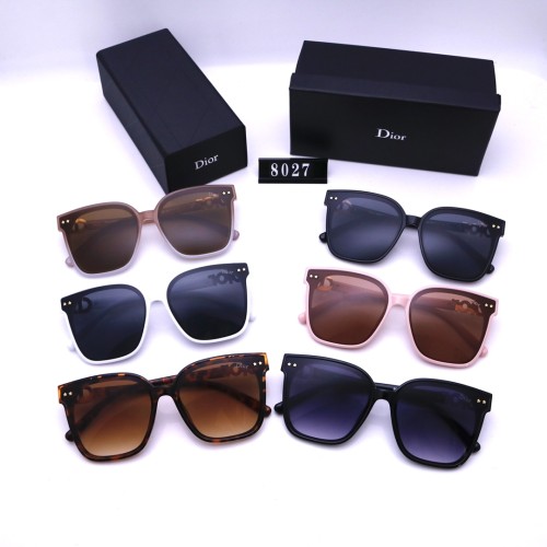 Blue light blocking sunglasses with the box and case ,G25-2851-2856