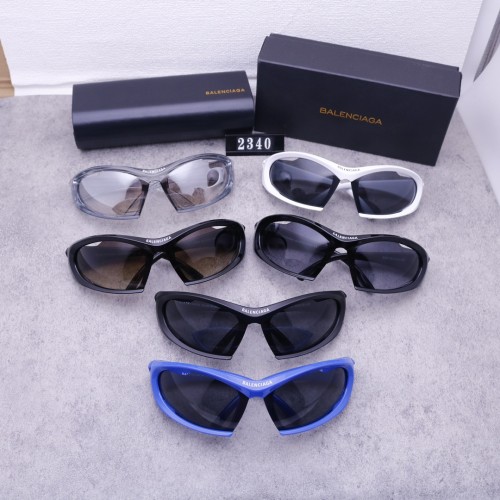Blue light blocking sunglasses with the box and case ,G25-696-701