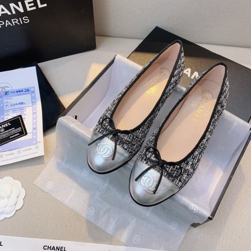 women flat ballet shoes, size 35-42,  with box, SS50-753