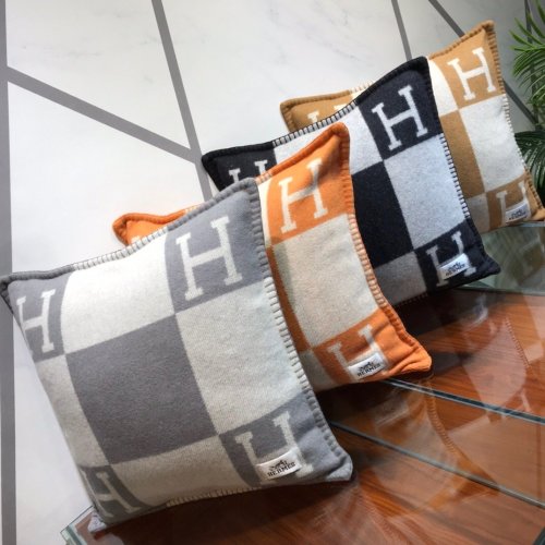 wool pillow  , size 45x45cm, SF55