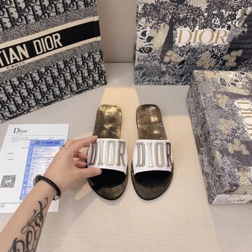 Flat leather sandals slippers , size 34-42 ,with box, SS50-1021
