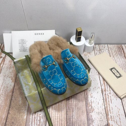 flat fur shoes, size 35-44, with box, SS70-808