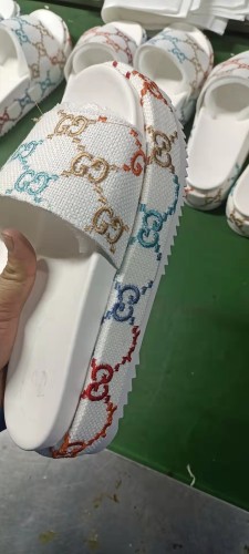 Women embroidery slipper shoes, size 35-44,  with box, SS60-1314