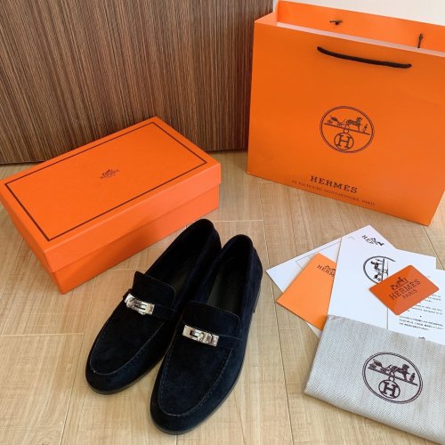 Women flat shoes, size 35-42, with box, SS70-1067