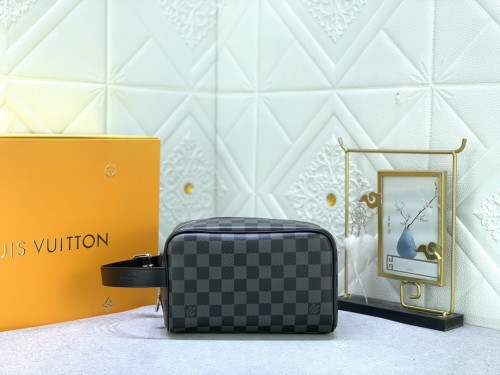 Leather bag ,5A , size 23x13x12cm ,no box,  B68-6098