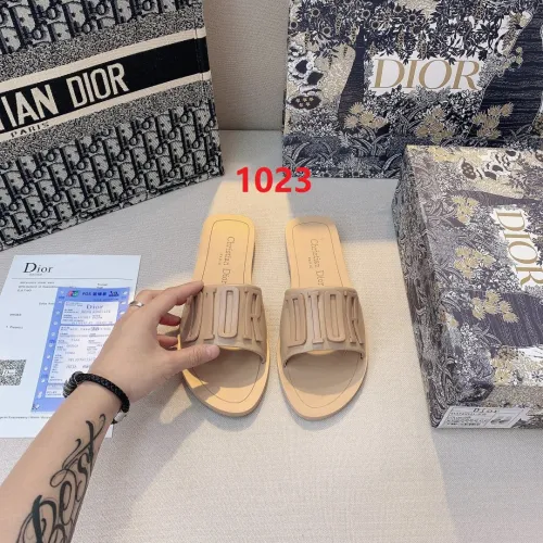 Flat leather sandals slippers , size 34-42 ,with box, SS50-1023