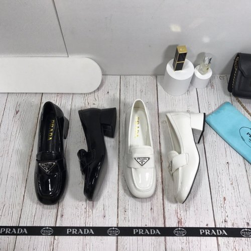 Women flat shoes, size 35-40, with box , SS70-997-998