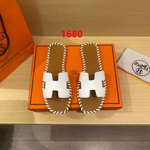 Leather flat sandals shoes, size 35-40 , SS60-1680-1682