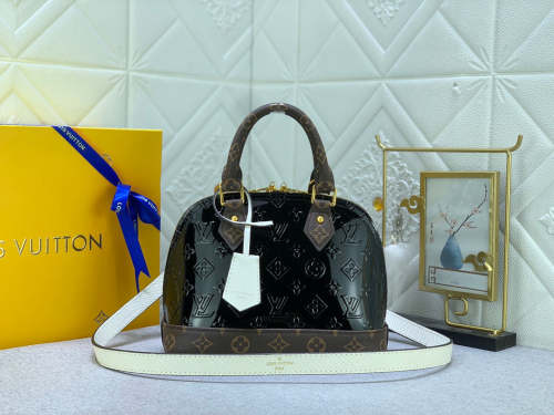 Alma Leather  bag ,5A , size 25x17.5x11.5cm ,no box,  B110-149
