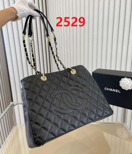 Split leather bag , AAA, no box , size 34X26cm, B75-2529