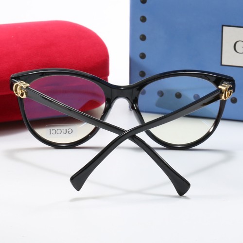 Blue light blocking sunglasses with the box and case ,G25-524-530