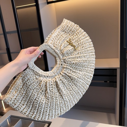 Woven beach  bag ,3A , size 48x33cm ,no box,  B68-6107-6108