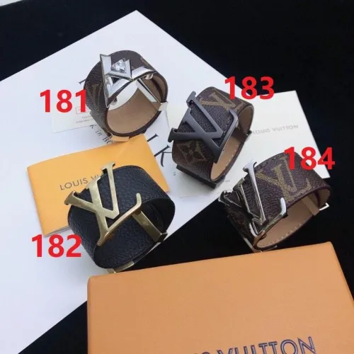 bracelet bangle cuff jewelry ,with box,  J38