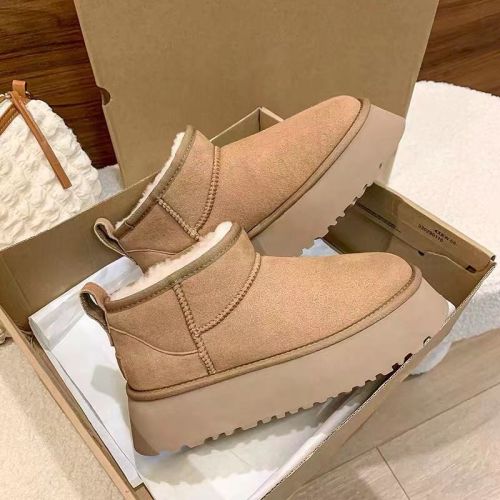 Heightening and thickening and fleece winter boots，size 35-40. SS70-1602-1604