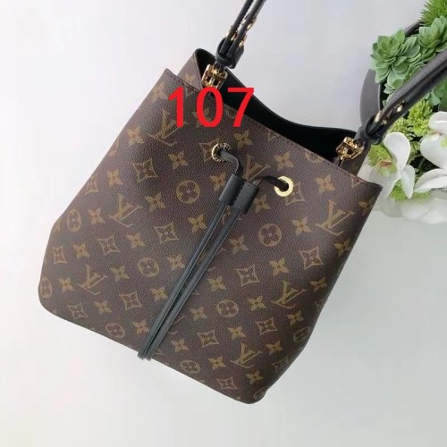 Leather bag ,AAAAA , size 26*26*17cm ,no box, B110-107