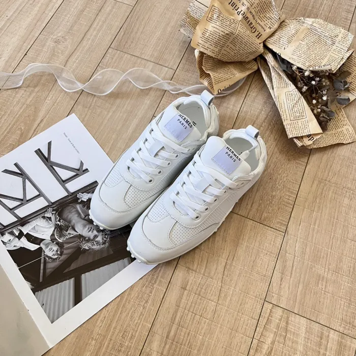 Women runner flat shoes,  size 35-40, SS70-2038-2039