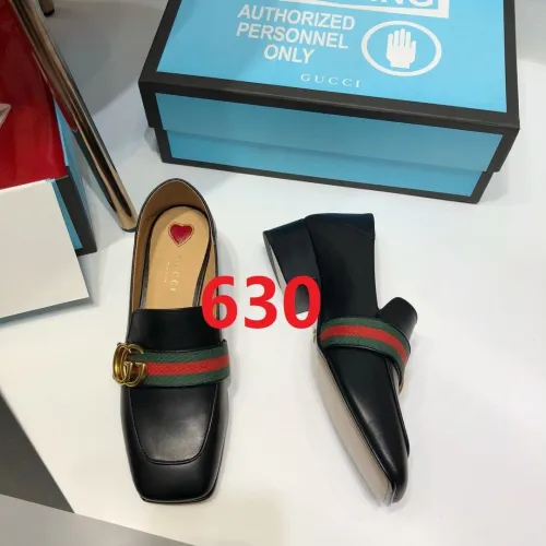 women flat shoes, size 35-40, with box ,  SS60-630-631
