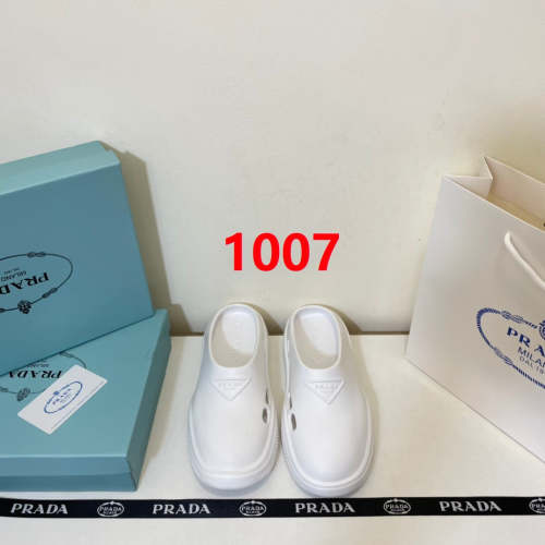 Flat sandals slippers , size 35-45 ,with box, SS50-1007