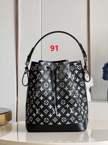 jacquard denim bag ,AAAAA ,size 28*33*20cm ,no box, B110-91