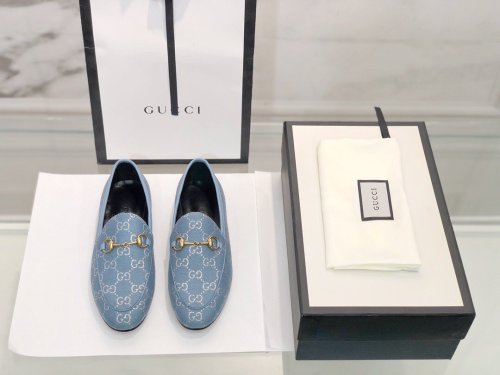 flat shoes  size 35-44, with box, SS60-775