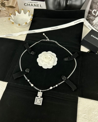 Necklace jewelry ,with box,  J25-37