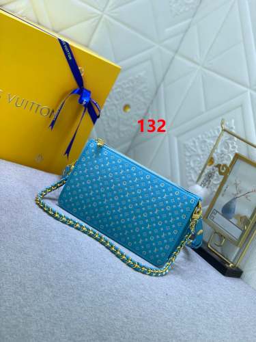 Split Leather  bag ,5A , size 21.5x12.5x5cm ,no box,  B110-132